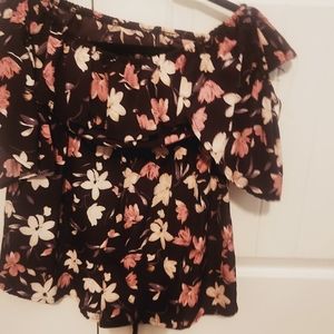 BLACK FLORAL ROMPER